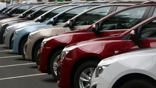 ARCA actualizó impuestos internos e impacta en el precio de los 0km: qué autos bajan de valor