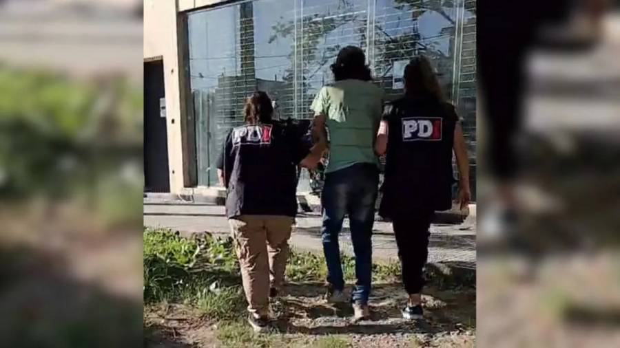 Intento de femicidio: detienen a un hombre por incendiar la casa de su expareja mientras dormía