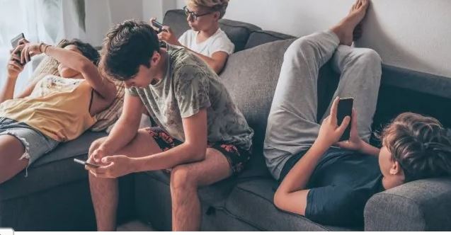 Empezó la prohibición de redes sociales a menores de 16 años en Australia