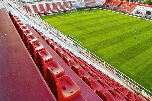 Unión lanzó la renovación de plateas 2026 