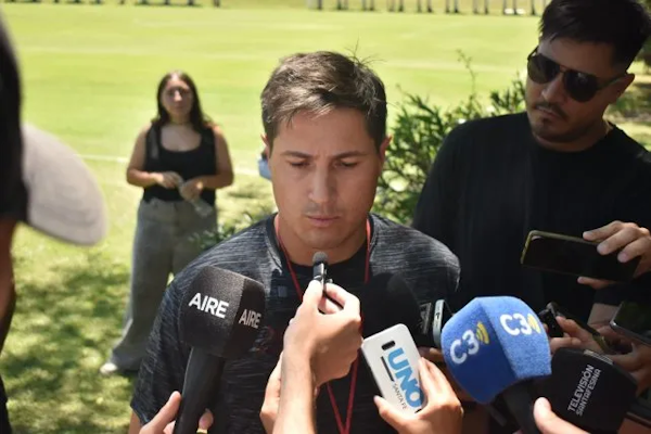 Mercado de pases: Ezequiel Medrán traza el rumbo de Colón