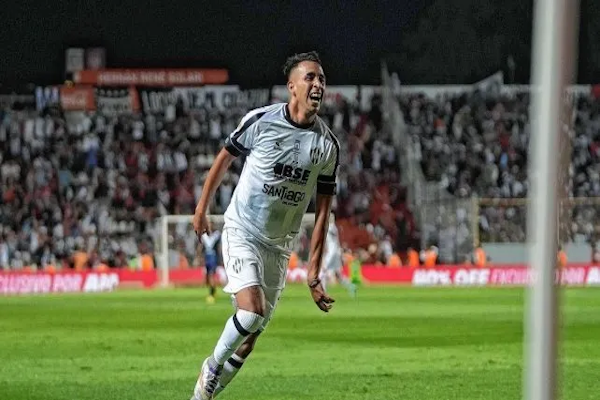 Matías Godoy será la tercera incorporación de Colón