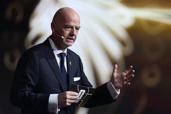 La FIFA estudia cambiar la regla del offside