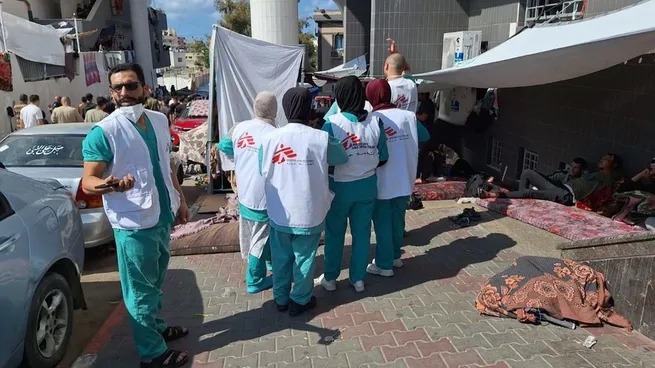 Israel prohibió operar en Gaza a más de 25 ONG, incluida Médicos Sin Fronteras