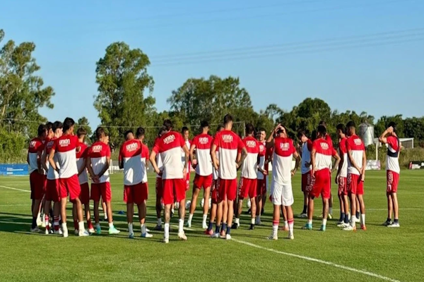 Unión arrancó la pretemporada con 32 jugadores