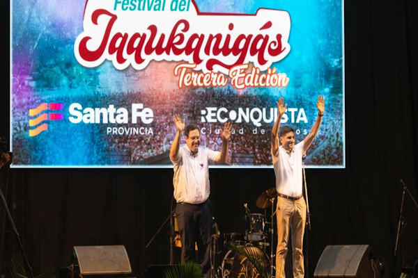 Pullaro participó en el festival que abrió la agenda de verano en Santa Fe 