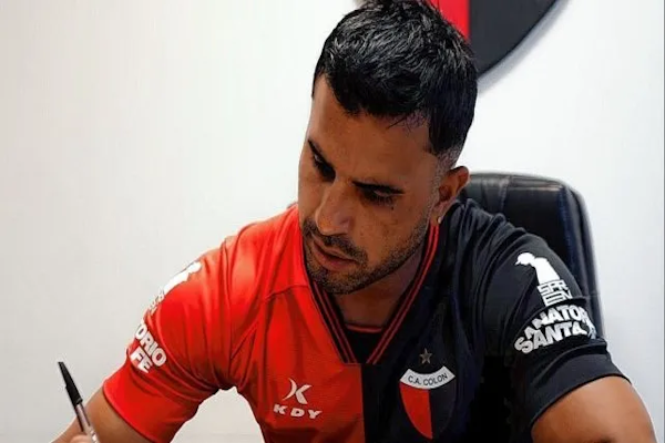 Colón presentó oficialmente a la incorporación de Pier Barrios