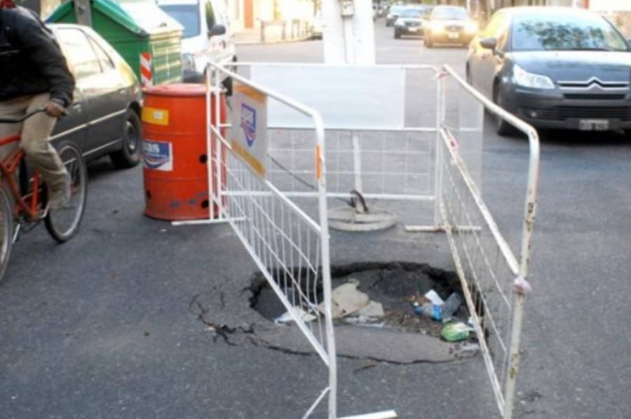 Cortes de tránsito y cambios de recorridos de colectivos por trabajos de ASSA