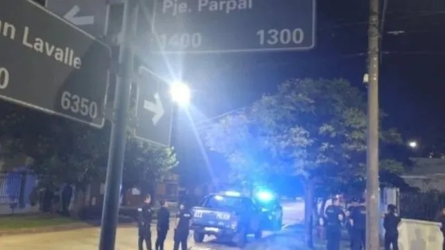 Violento asalto: balearon a un padre y a su hijo dentro de su casa