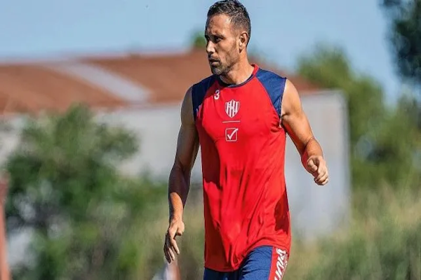 Claudio Corvalán iría a Quilmes si resuelve su salida de Unión