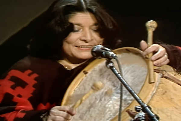 Lanzan disco inédito de Mercedes Sosa