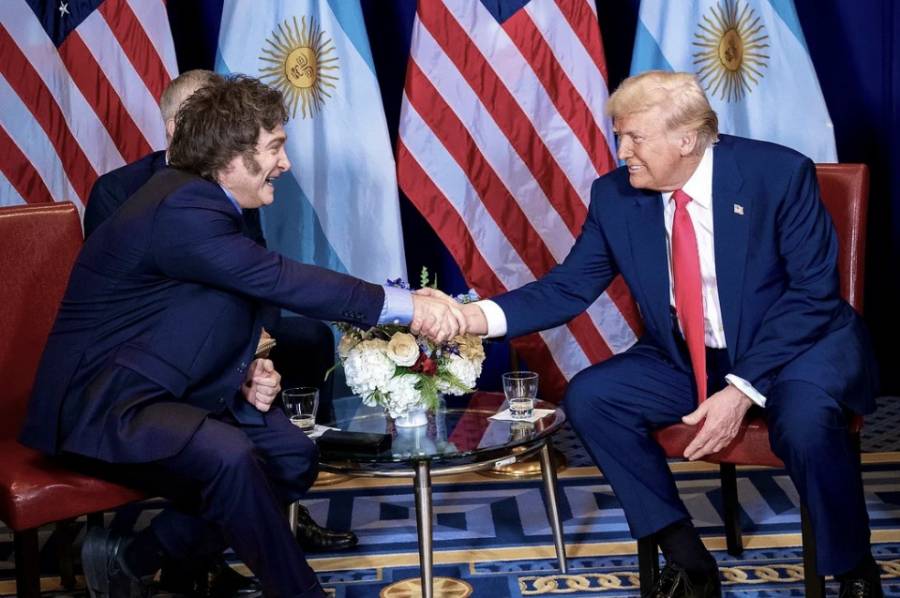 Milei viaja a Davos con la expectativa de reunirse con Trump