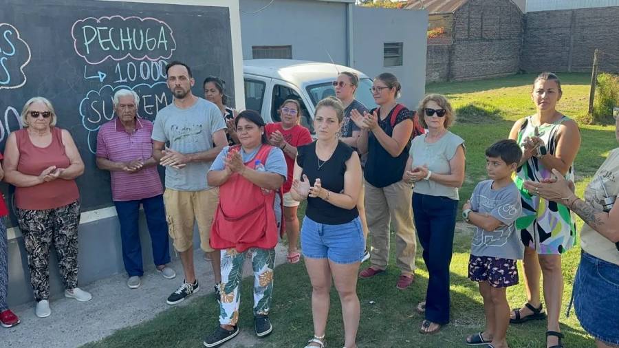 Cambio de jefes en la Comisaría 16 y reclamo de vecinos por robos y falta de seguridad