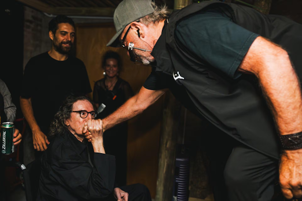 Charly García sorprendió en un show de León Gieco y Agarrate Catalina