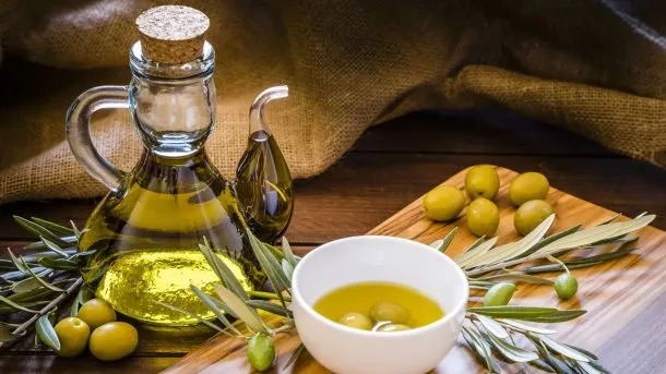ANMAT prohibió en todo el país un aceite de oliva: de cuál se trata