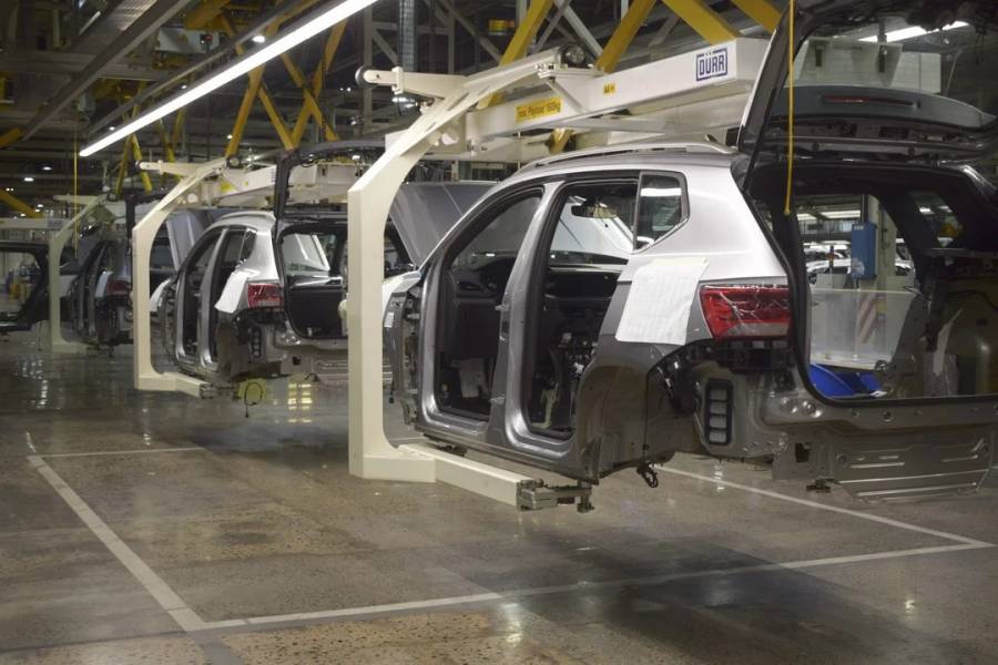 Los gremios industriales se juntan para discutir la reforma laboral