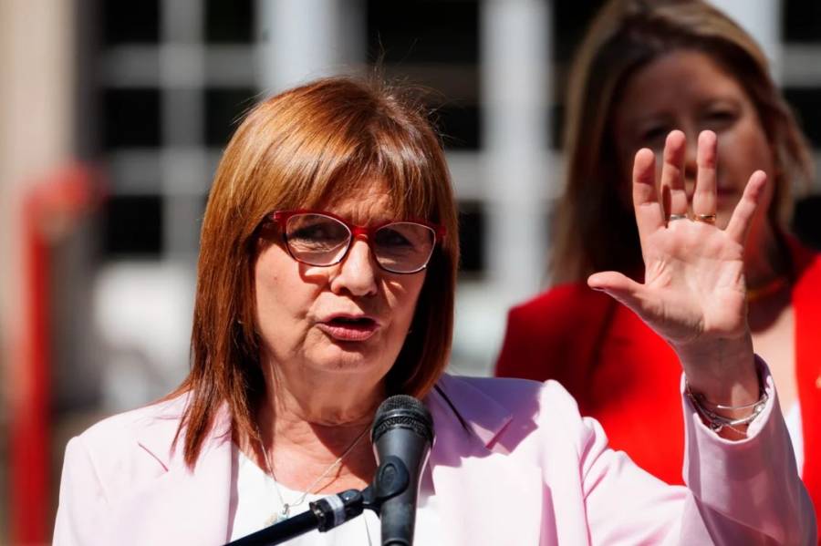 Bullrich dijo que la reforma laboral no destruye empleos ni empresas: “Es una ley muy buena”