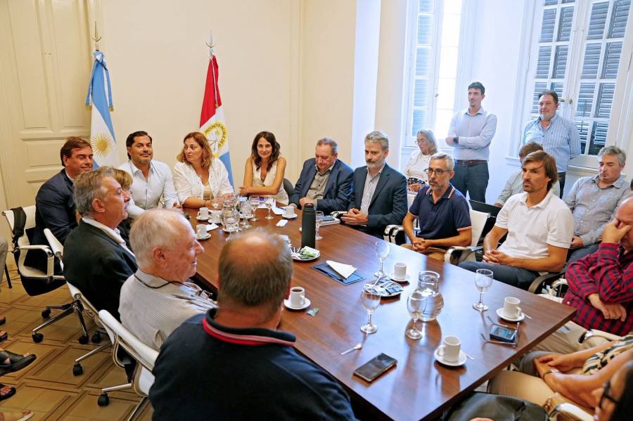 El gobierno ofreció a los gremios de la salud una suba del 12,5 para este semestre