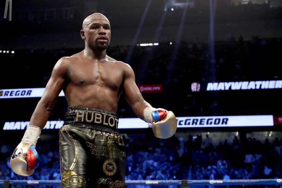 Mayweather aseguró que volverá al boxeo profesional luego de pelear con Mike Tyson