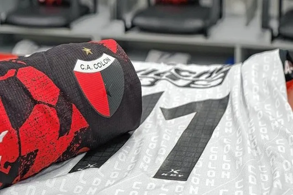 Colón tiene todo listo para el estreno de su nueva casaca