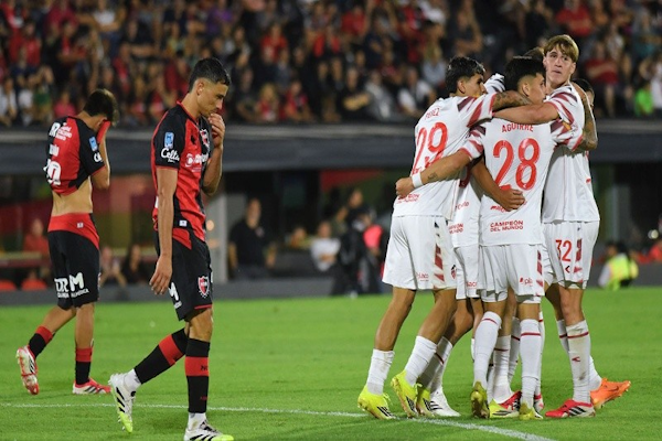 Newell ´s perdió ante Estudiantes a cuatro días del clásico