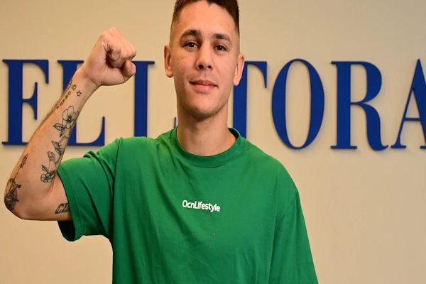Alan “El Rusito” Crenz conquistó el título latino FIB 