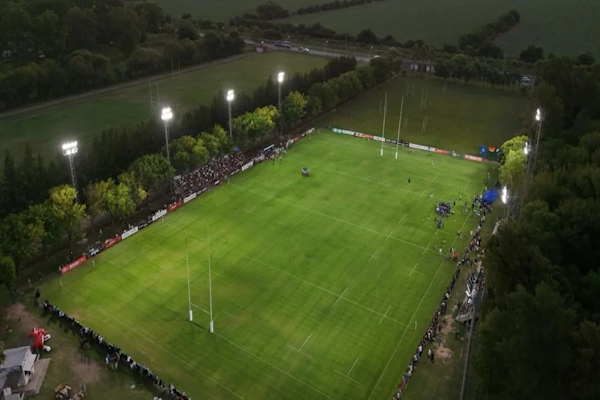 Juega Capibaras XV y Santa Fe Rugby estrena iluminación