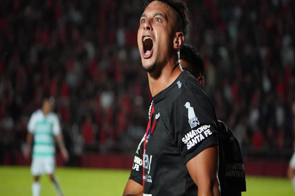 Tras un muy buen tiempo de Colón, el Sabalero empató con Ferro 1 a 1