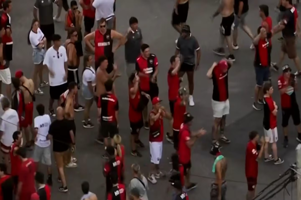 Hubo disturbios entre los hinchas de Newell ´s y la policía tras el clásico