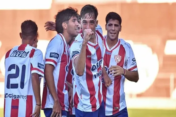 La reserva de Unión derrotó sobre la hora a Sarmiento