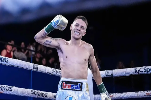 Alan Crenz, el boxeador santafesino que pelea por el título
