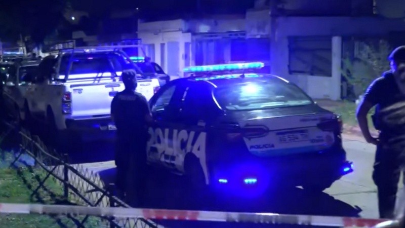 Un niño de un año y medio murió en un ataque a tiros frente a una barbería 