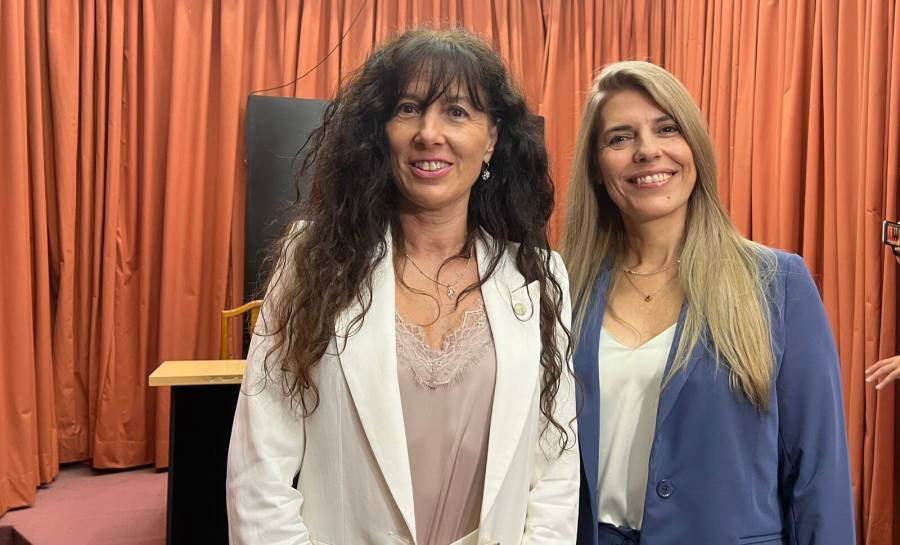 Histórico: Laura Tarabella asumió como rectora de la UNL