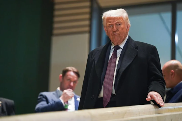 Caso Epstein: Trump se complicada en presunto abuso sexual de una menor
