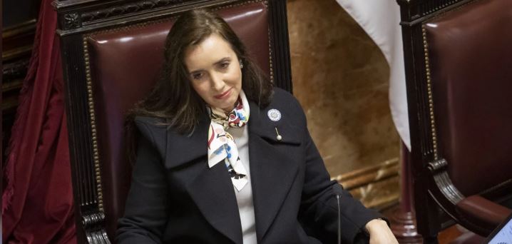 Villarruel denunció penalmente a Petri, después de un cruce en redes