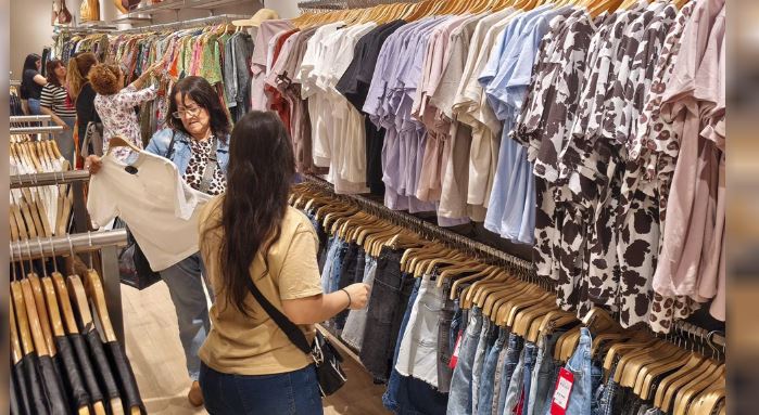 El consumo volvió a caer en febrero y no da señales de repunte