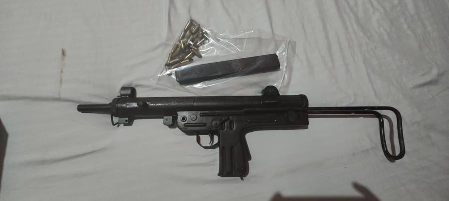Secuestran un arsenal en Frontera y detienen a tres personas