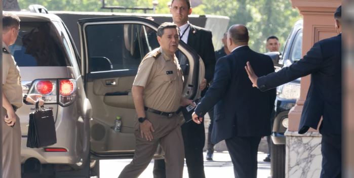 Presti en el Pentágono: negocia la compra de helicópteros a Estados Unidos