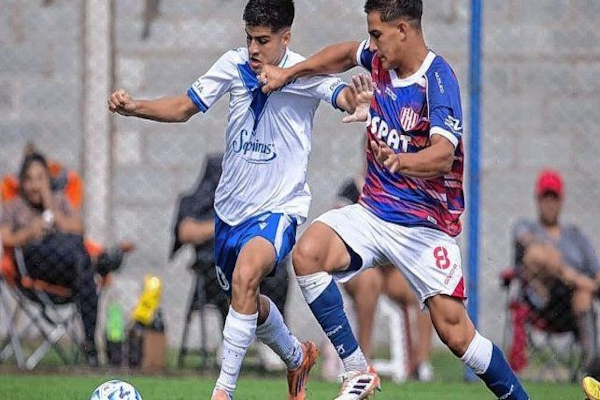 La reserva de Unión fue goleada por Vélez