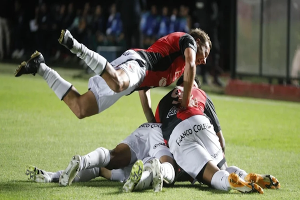 Colón superó ampliamente a San Miguel en el Brigadier López