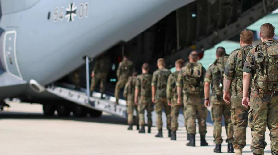 Servicio militar en Alemania: restringen la salida del país a hombres de entre 17 y 45 años