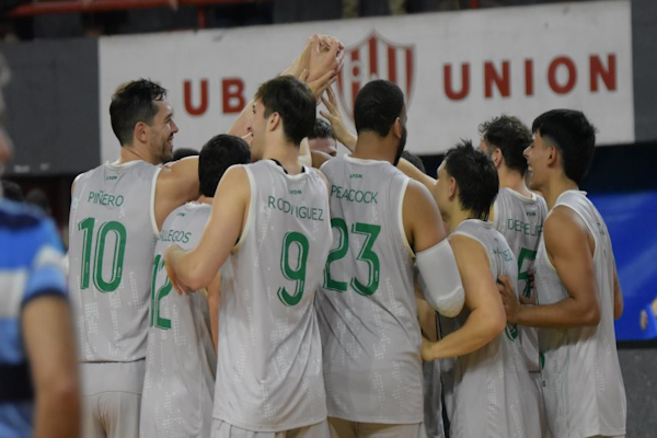 Liga Nacional: dura derrota de Unión cayó ante Ferro y se complica