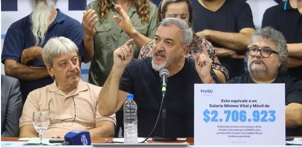 Un trabajador necesitó un ingreso de $ 2.800.000 para cubrir sus necesidades básicas en marzo