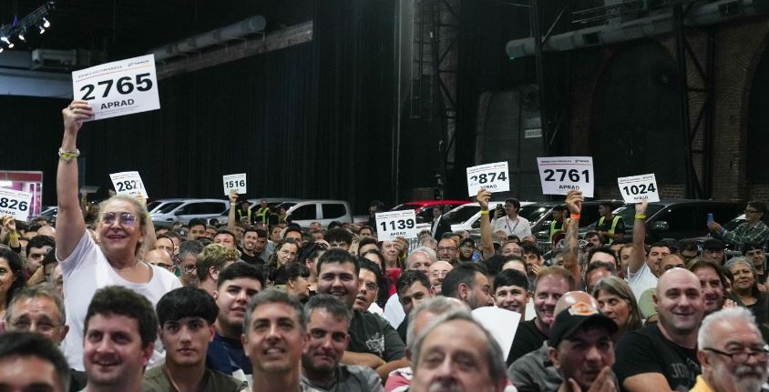 Pullaro: “Santa Fe persigue el delito, encarcela a los delincuentes y les subasta los bienes para que vuelvan a víctimas e instituciones”