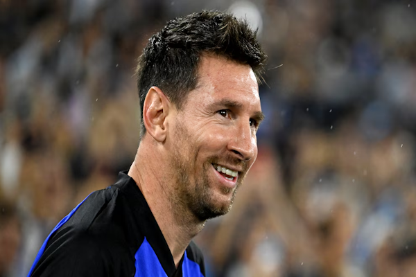 La historia detrás de la compra de Lionel Messi de un club español