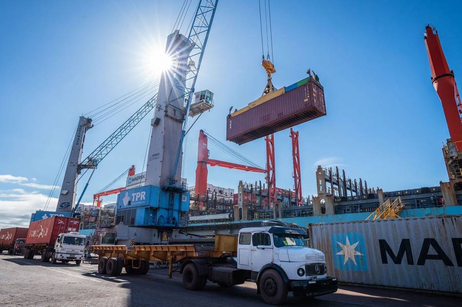 Santa Fe consolida su liderazgo logístico: más de 1,2 millones de toneladas y 860 operaciones en el primer trimestre de 2026