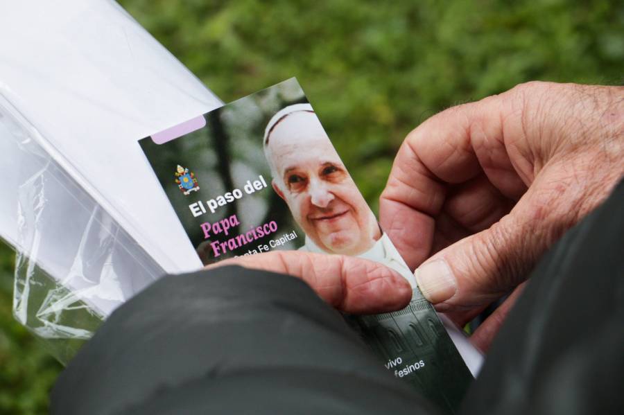 Organizan paseos turísticos guiados para homenajear al Papa Francisco