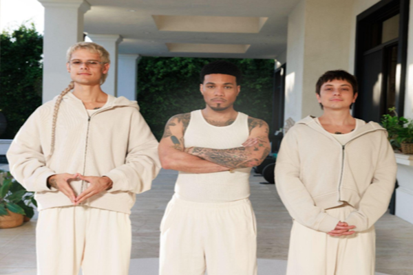 Ca7riel y Paco Amoroso presentan el video de “Ay Ay Ay”