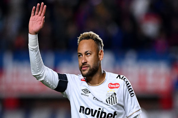 Las perlitas de Neymar ante San Lorenzo: el gesto que le valió una ovación 