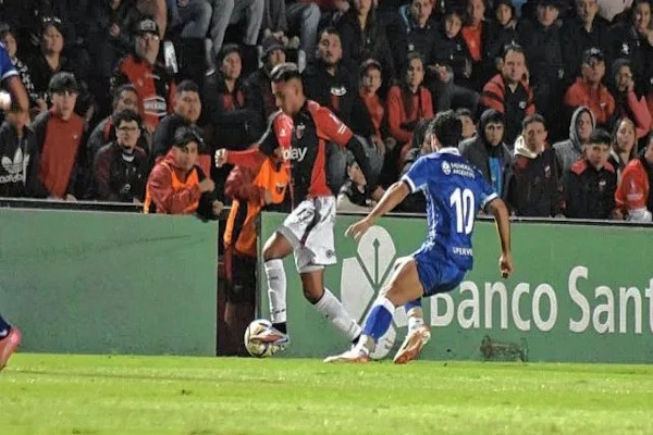 Se conoció la sanción al jugador de Colón Matías Godoy